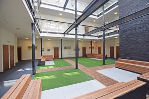 Communal area- click for photo gallery